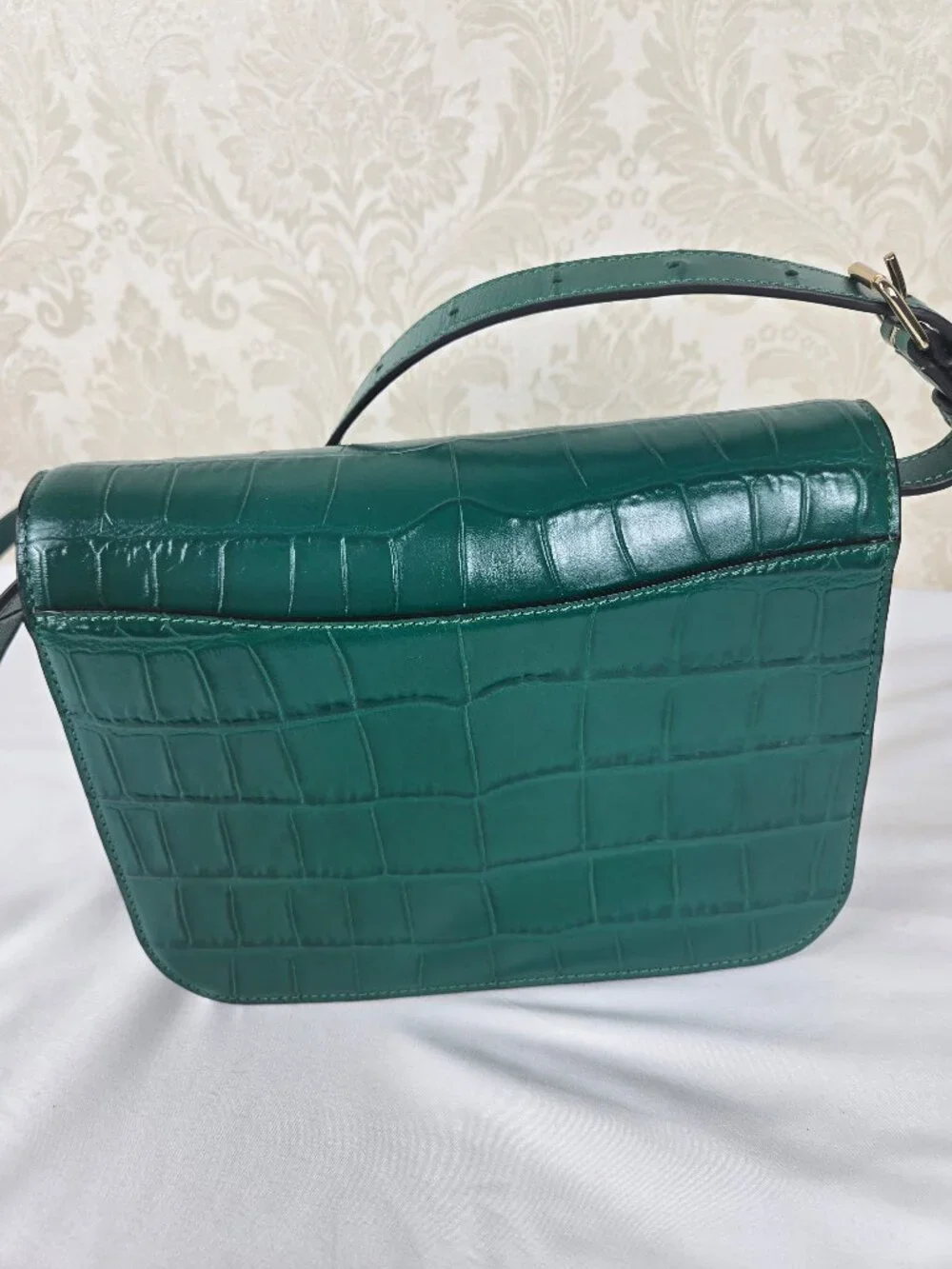 materials croc